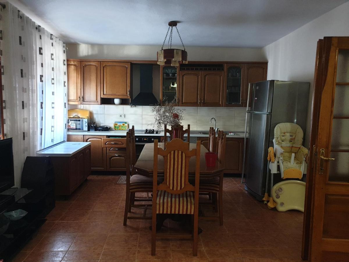Vila Koltrina Shkodër エクステリア 写真