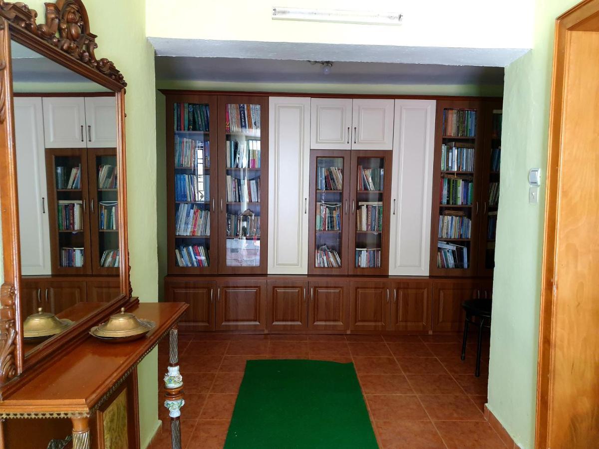 Vila Koltrina Shkodër エクステリア 写真