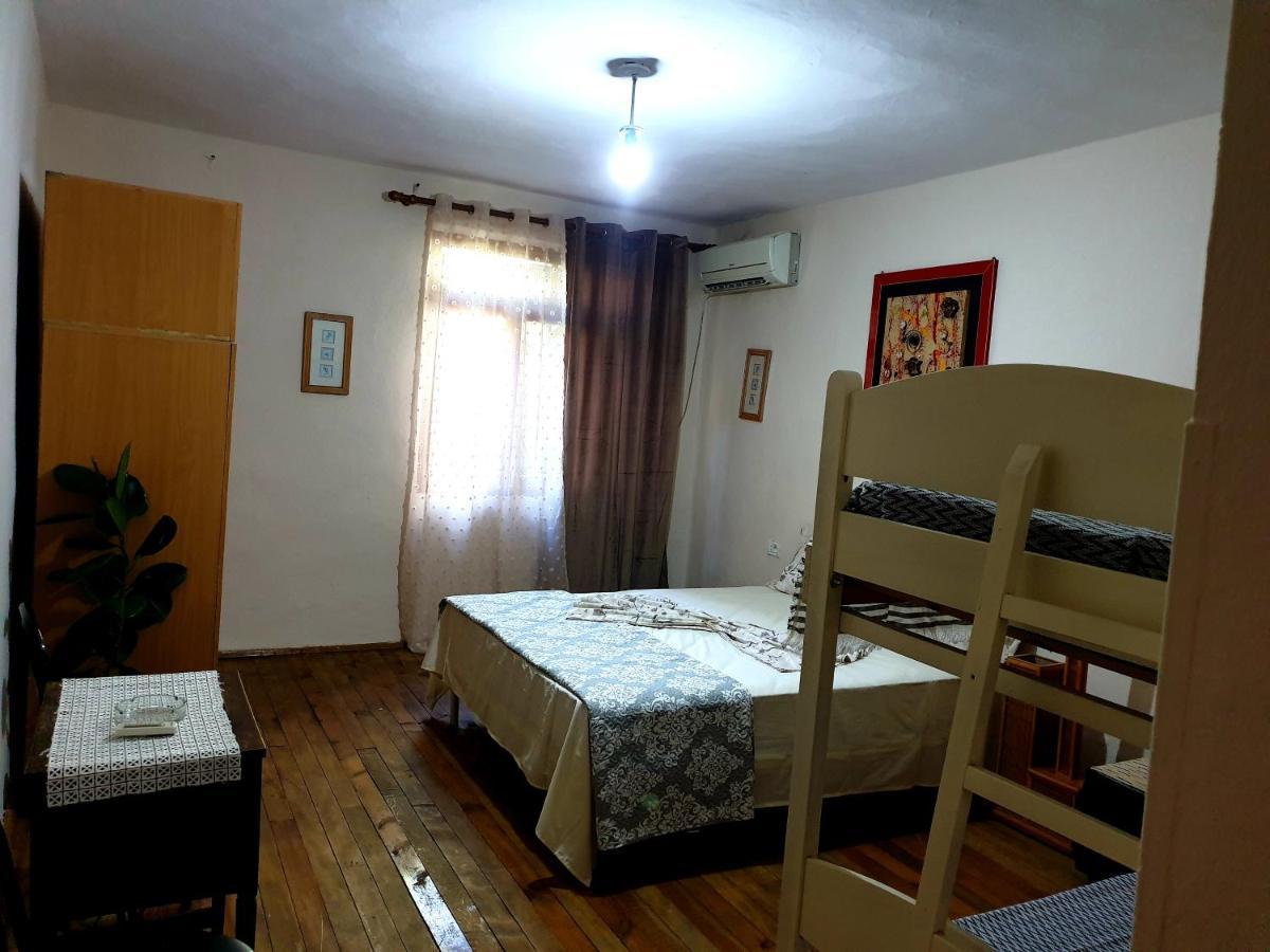 Vila Koltrina Shkodër エクステリア 写真