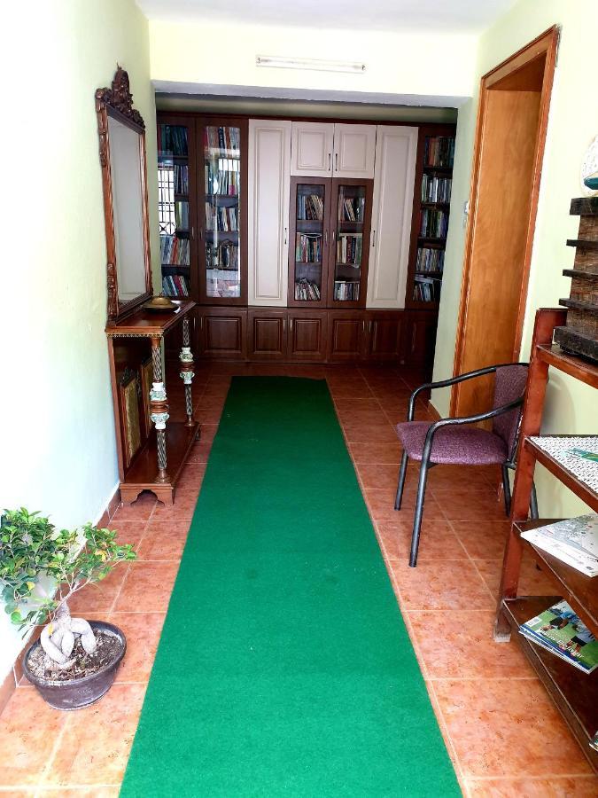 Vila Koltrina Shkodër エクステリア 写真